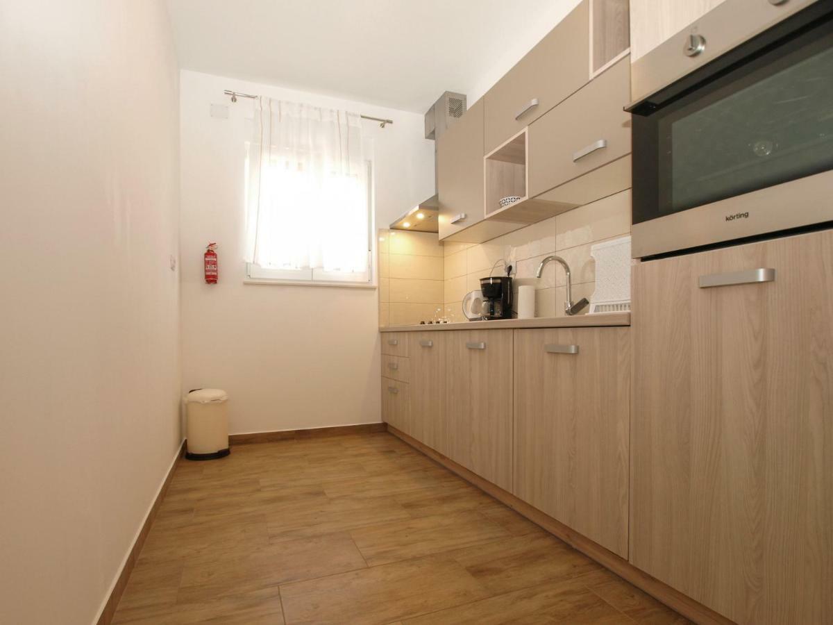 4 Stars Apartments-Pikula Fažana Eksteriør bilde