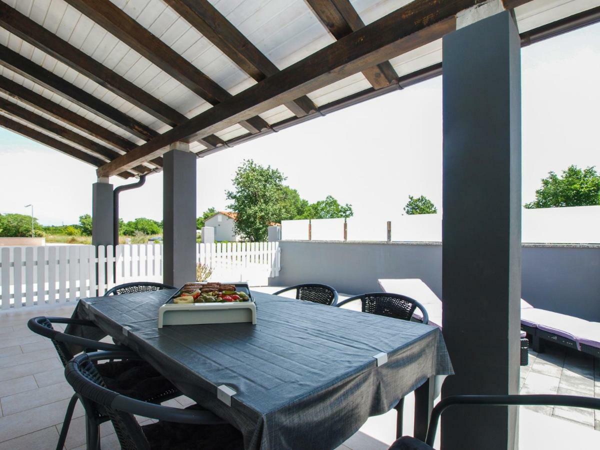 4 Stars Apartments-Pikula Fažana Eksteriør bilde
