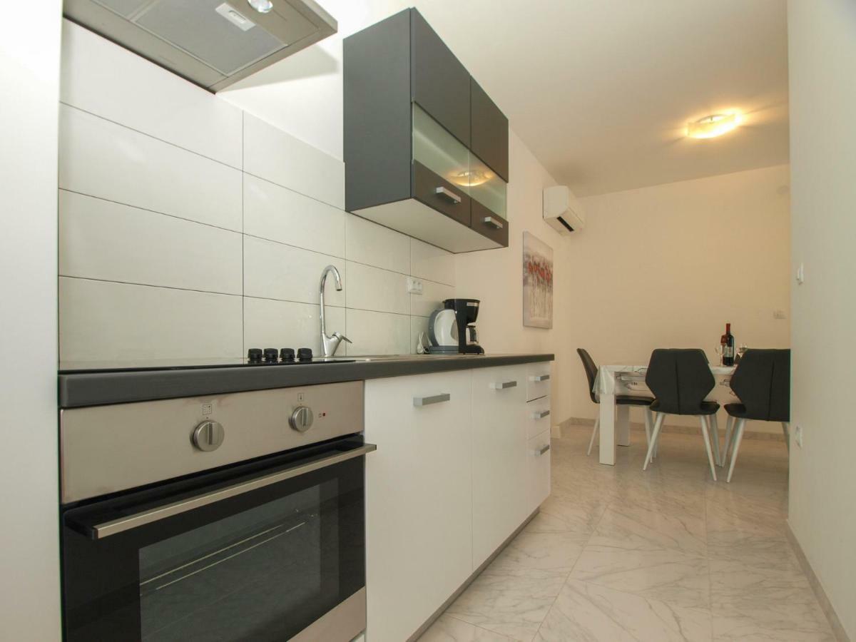 4 Stars Apartments-Pikula Fažana Eksteriør bilde