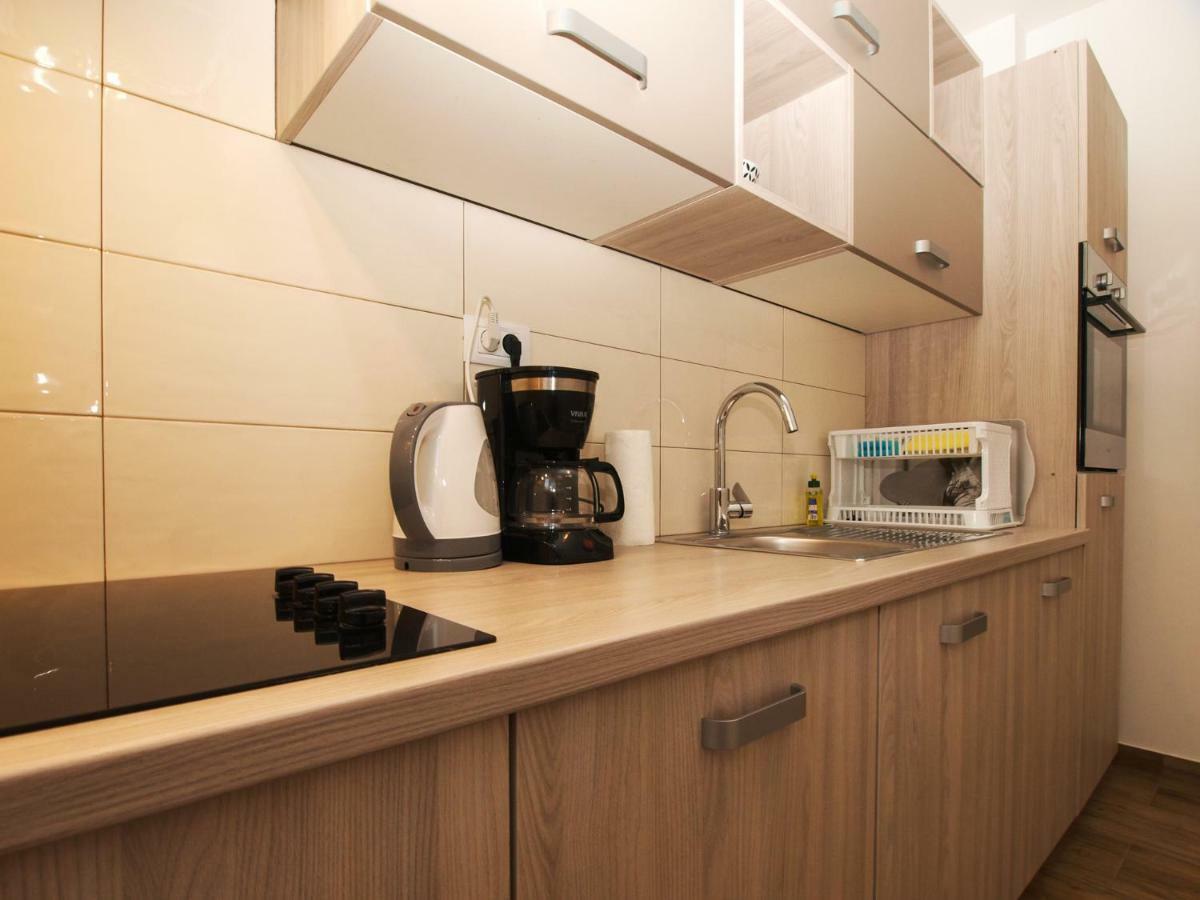 4 Stars Apartments-Pikula Fažana Eksteriør bilde