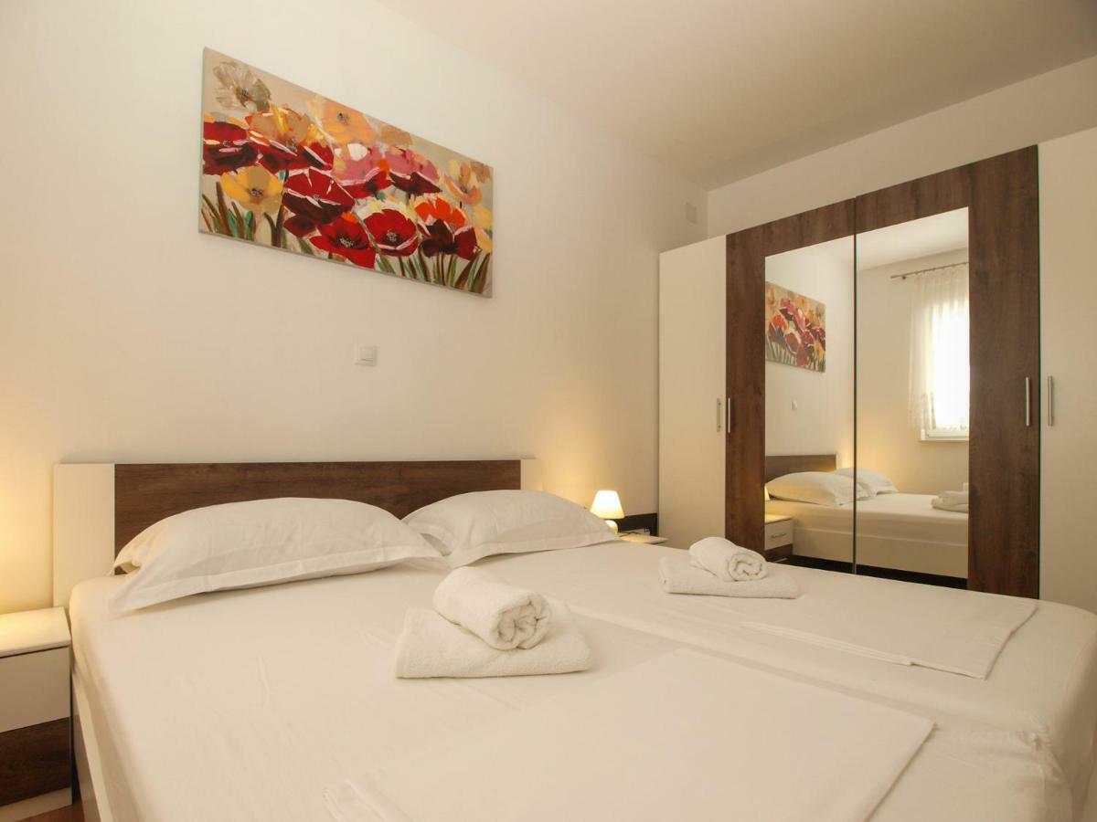 4 Stars Apartments-Pikula Fažana Eksteriør bilde